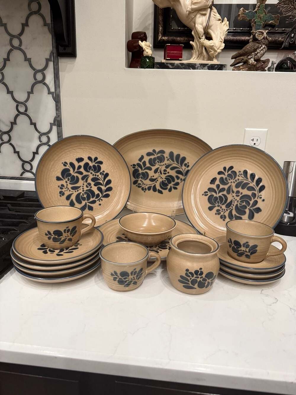 Pfaltzgraff Folk Art Stoneware 16-Piece Dinnerware Set Replacement